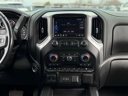 Used 2019 Chevrolet Silverado 1500 LTZ image 23