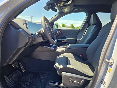New 2026 BMW X3 xDrive30i w/ Premium Package AWD/4WD image 10