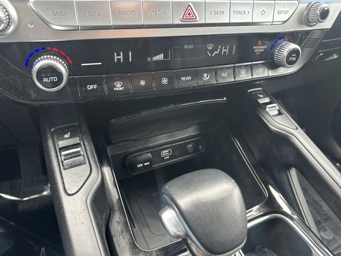 Used 2023 Kia Telluride S AWD/4WD image 14