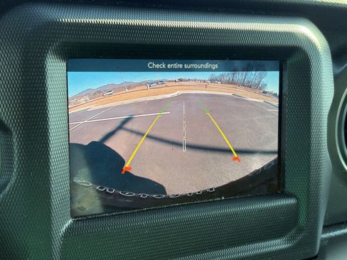 Used 2021 Jeep Wrangler Unlimited Sport image 22