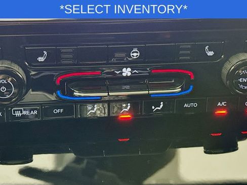 New 2025 Jeep Grand Cherokee L Limited w/ Black Appearance Package image 20