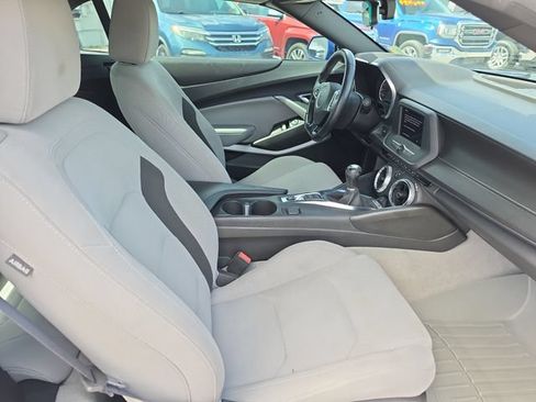 Used 2021 Chevrolet Camaro LT RWD image 7