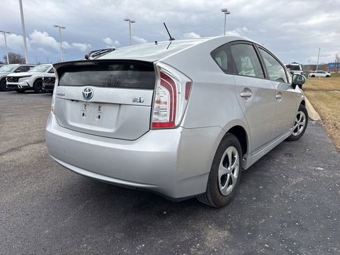 Used 2015 Toyota Prius Two image 10