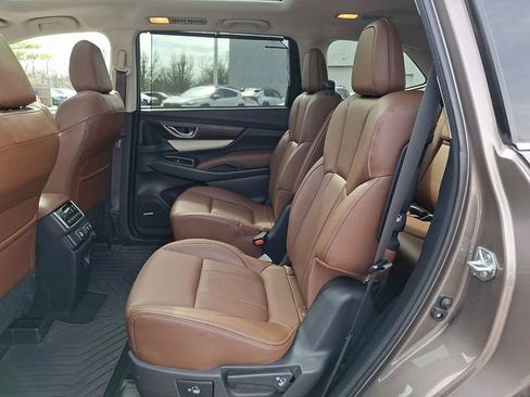 Used 2022 Subaru Ascent Touring image 10