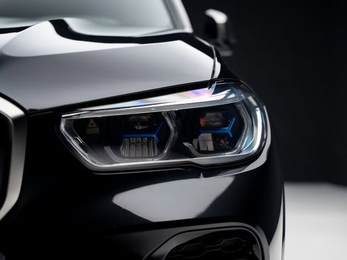 Used 2023 BMW X5 M50i w/ Executive Package image 9