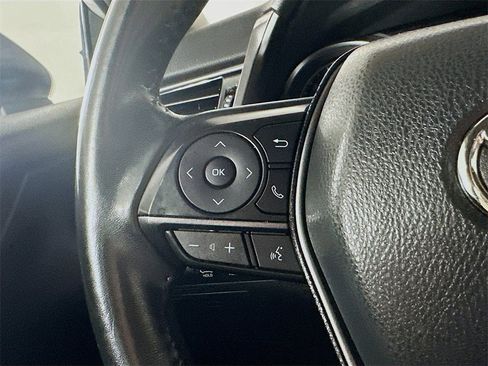Used 2022 Toyota Camry SE image 25