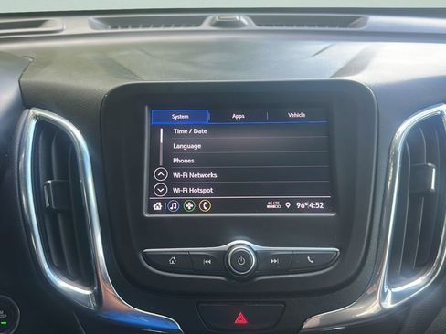 Used 2021 Chevrolet Equinox LT image 18