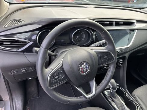 Used 2022 Buick Encore GX Select w/ Sport Touring Package image 11