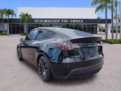 Used 2024 Tesla Model Y Performance AWD/4WD image 5