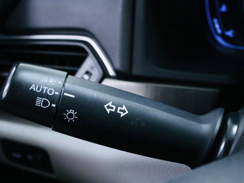 Used 2019 Honda Accord LX image 12