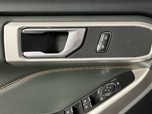 Used 2022 Ford Explorer Timberline image 12