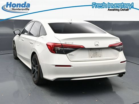 Used 2024 Honda Civic Sport image 8