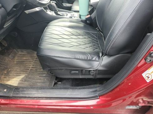 Used 2019 Subaru Forester Touring image 17