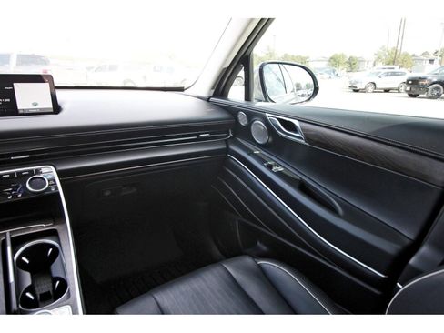 Used 2022 Genesis GV80 2.5T w/ Prestige Package 04 image 13