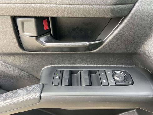 Used 2025 Toyota Tacoma SR5 w/ SR5 Upgrade Package image 13