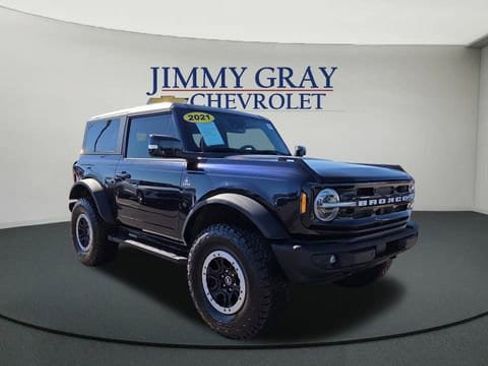 Used 2021 Ford Bronco Outer Banks w/ Sasquatch Package image 1