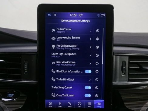 Used 2022 Ford Explorer Limited w/ Limited Technology Package image 25