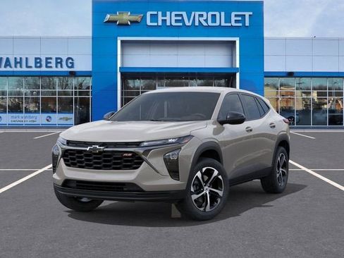 New 2026 Chevrolet Trax RS w/ Driver Confidence Package FWD image 6