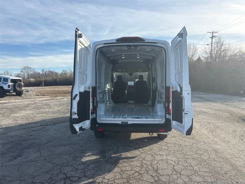 New 2026 Ford Transit 250 148 Medium Roof image 11