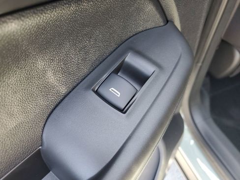 New 2026 Chevrolet TrailBlazer LT w/ Convenience Package FWD image 18