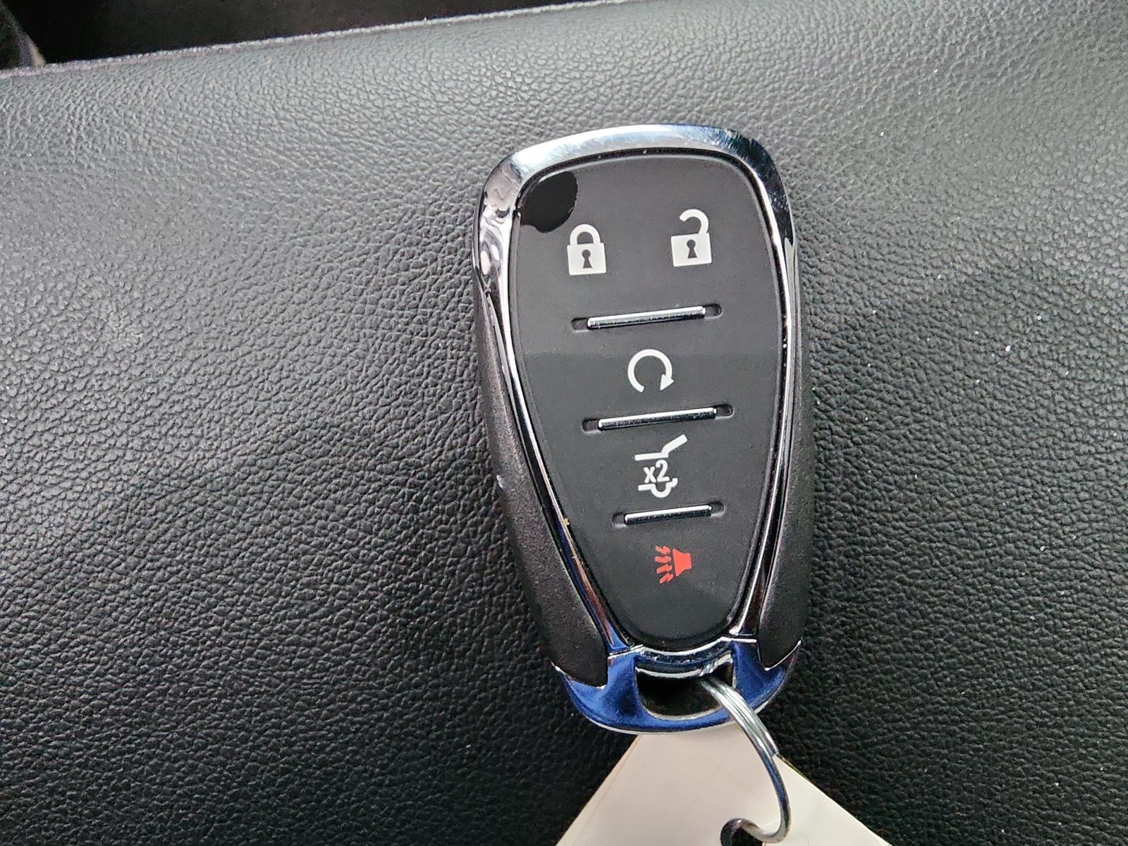 Used 2020 Chevrolet Blazer LT FWD image 21