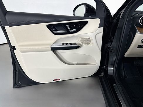 Certified 2024 Mercedes-Benz GLC 300 image 22