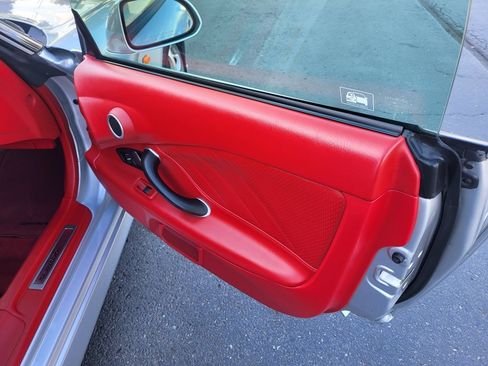 Used 2002 Honda S2000 image 20