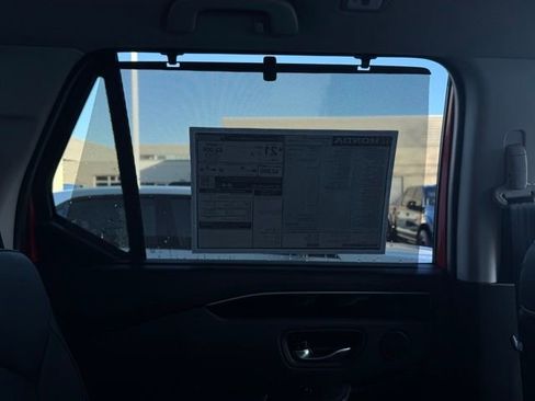 New 2025 Honda Pilot Touring image 30