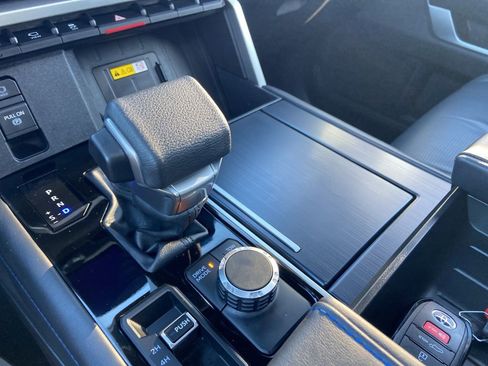 Used 2023 Toyota Sequoia Platinum image 22