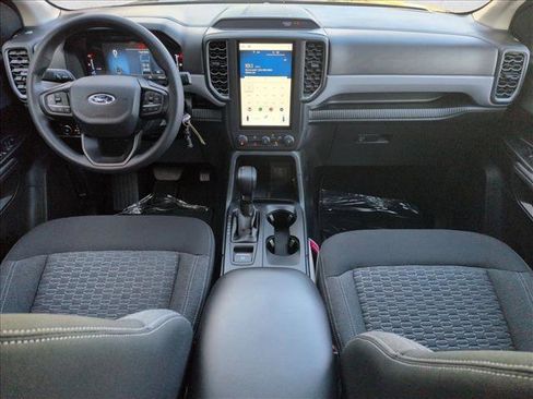 Used 2025 Ford Ranger XL w/ Trailer Tow Package image 17