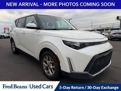 Used 2023 Kia Soul LX w/ LX Technology Package