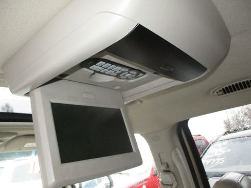 Used 2008 Chrysler Aspen Limited image 18