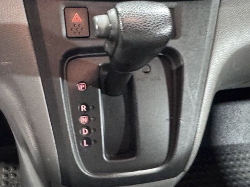 Used 2015 Nissan NV200 SV w/ Technology Package image 19