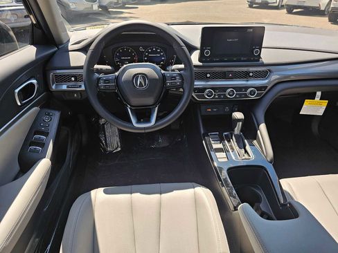 New 2025 Acura Integra image 18