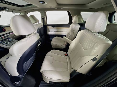 Used 2024 Hyundai Palisade Limited image 25