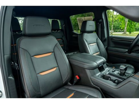 Used 2024 GMC Sierra 1500 AT4 w/ AT4 Preferred Package AWD/4WD image 19