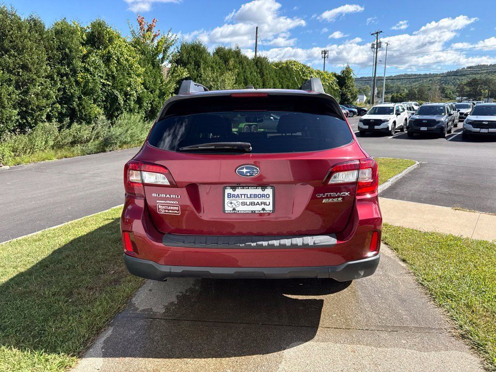 Used 2015 Subaru Outback 2.5i Limited AWD/4WD image 5