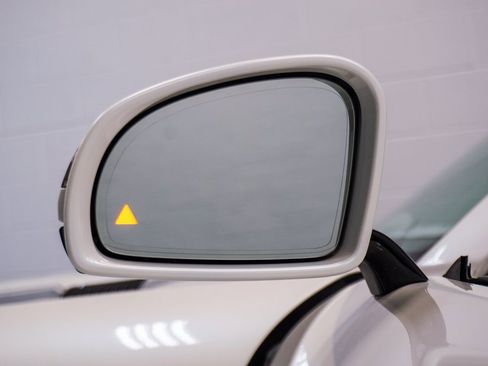 Used 2016 Mercedes-Benz AMG GT S w/ Exclusive Interior Package image 40