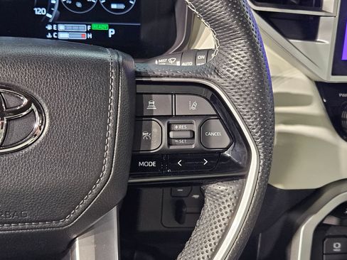 Used 2024 Toyota Sequoia Capstone AWD/4WD image 29