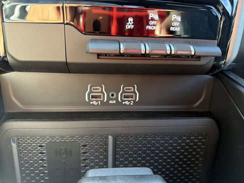 New 2026 RAM 1500 Big Horn AWD/4WD image 31