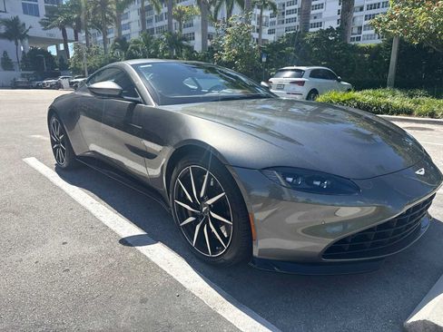 Used 2020 Aston Martin V8 Vantage Coupe RWD image 1