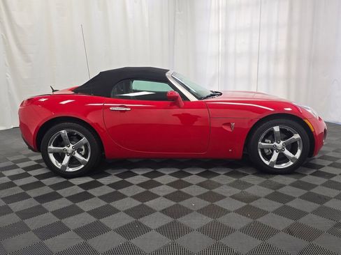 Used 2009 Pontiac Solstice GXP w/ Club Sport Package image 29