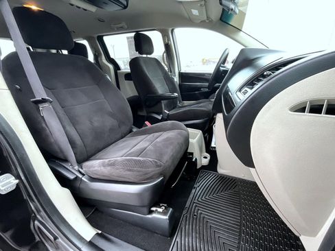 Used 2014 Dodge Grand Caravan SE w/ Quick Order Package 29E SE image 16