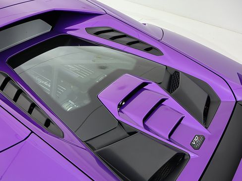Used 2024 Lamborghini Huracan Tecnica RWD image 13