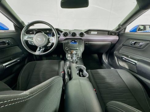 Used 2017 Ford Mustang Coupe image 26