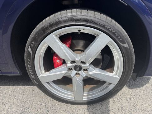 Used 2018 Audi SQ5 Prestige AWD/4WD image 15