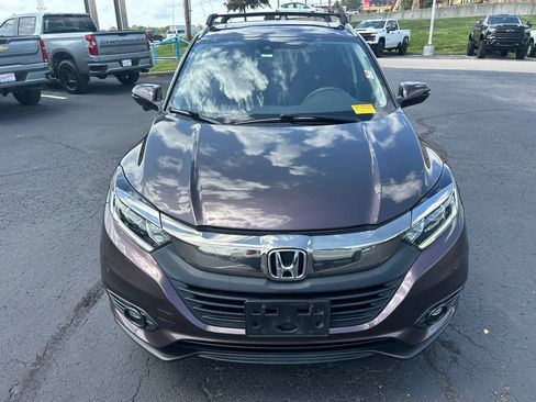Used 2022 Honda HR-V EX image 2