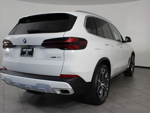 New 2026 BMW X5 xDrive40i w/ Climate Comfort Package image 9
