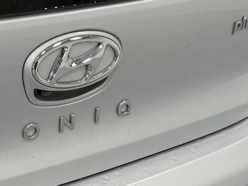 Used 2019 Hyundai Ioniq Plug-In Hybrid image 8