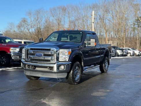 Used 2016 Ford F250 XLT w/ XLT Value Package image 6